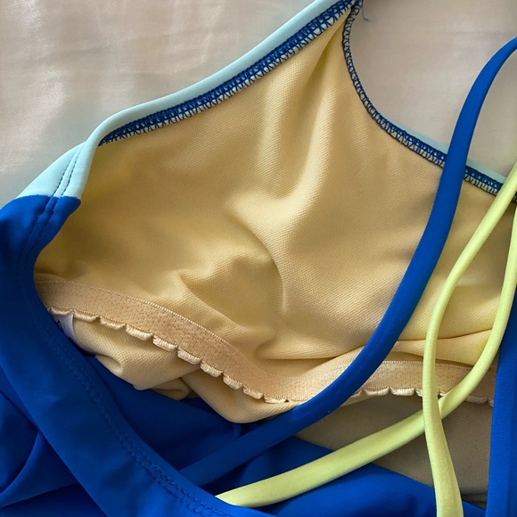 Girls one piece swimsuit - Picture 3 of 4